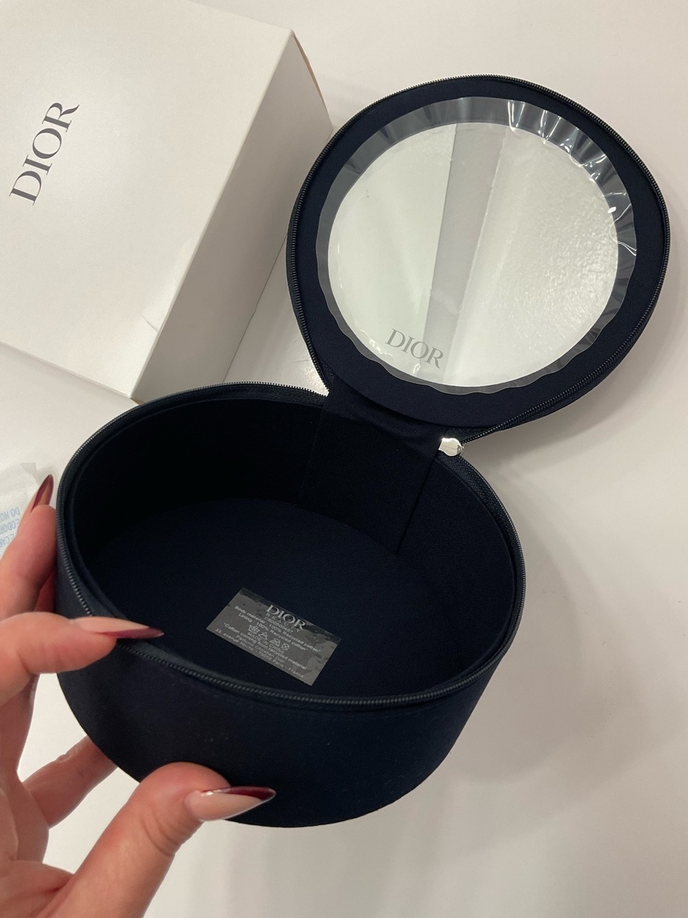 NIB Dior Beauty Round Pouch with mirror - Picture 3 of 5